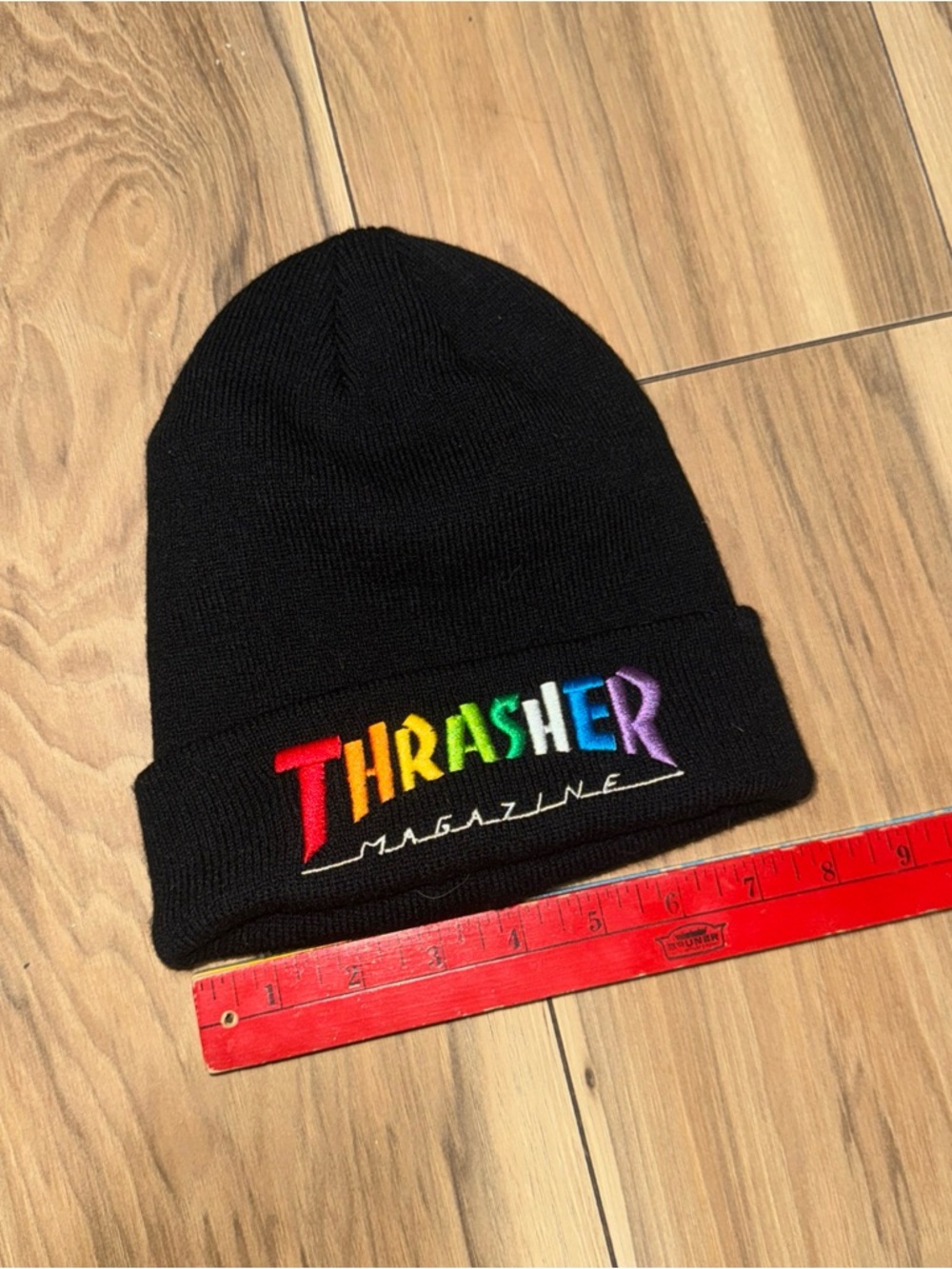 Thrasher Magazine RAINBOW MAG LOGO Skateboard Beanie BLACK Skate Used twice!! - Picture 2 of 5